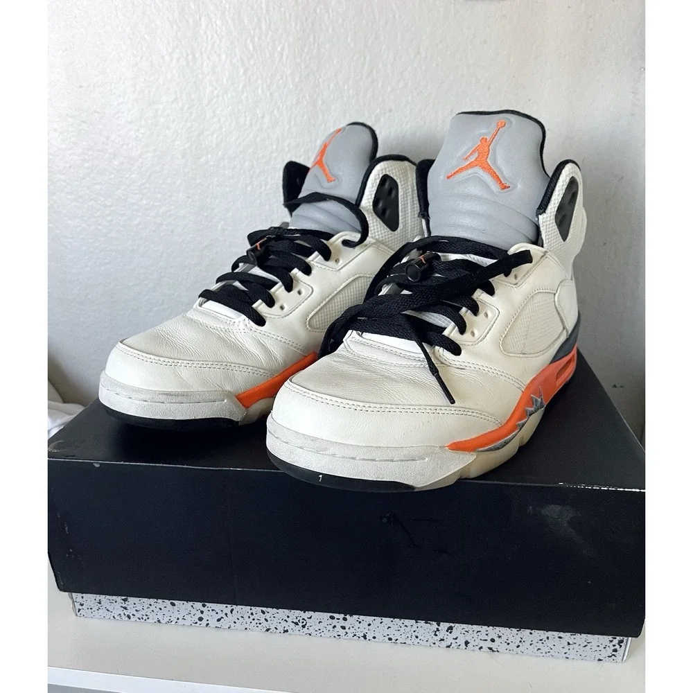 Jordan excellent size